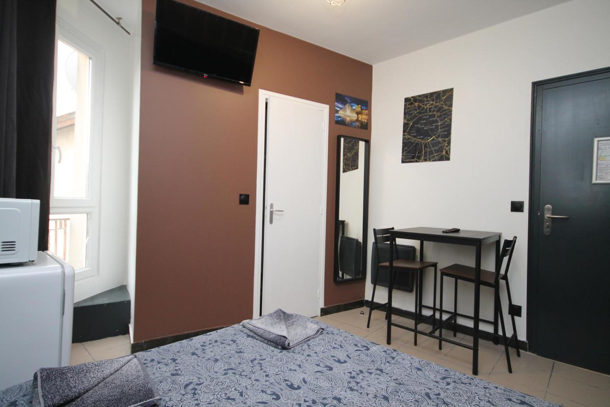 09 - Chambre Proche Paris Et Transports Avec Tv Wifi Saint-Denis  Bagian luar foto